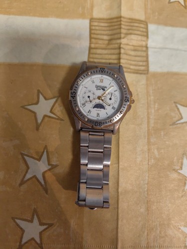 Armbanduhr