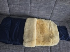 Fußsack mit Lammfell für