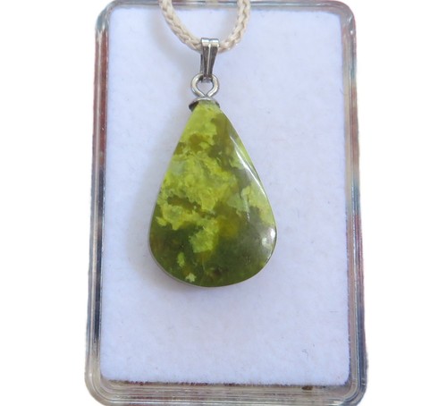 Grüner opal cabochon - opal,