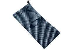 1 Oakley Brillenetui