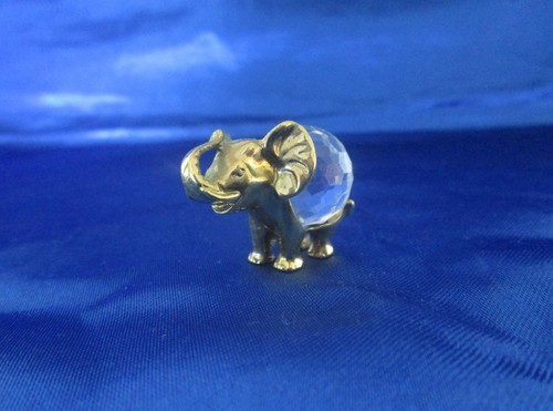 Süßer miniatur elefant - süßer,