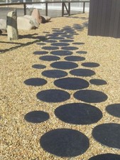 Runde japanische Trittplatten