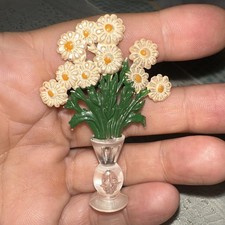 Vase mit Blumenstrauß