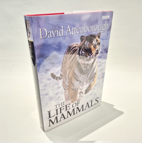 The life mammals signed - signed,