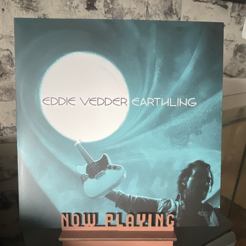 Eddie vedder earthling - eddie,