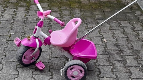 Kinderdreirad mit pedale und - pedale,