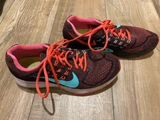 Nike Structure 18 US9,5 Größe 41 Laufschuhe Sportschuhe