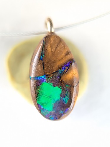Green flash boulder opal - boulder,