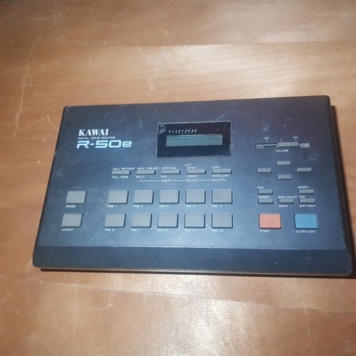 Kawai drum machine - r,