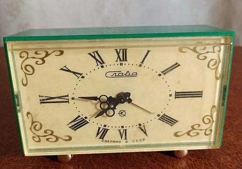 Sowjetischer vintage wecker - vintage,