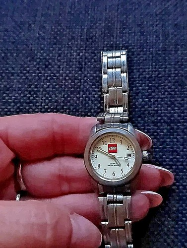 Lego rare employee titanium - rare,