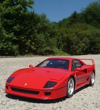 RC FERRARI F40 mit ELEKTRISCHEN Scheinwerfer 34cm Ferngesteuert 27MHz     405166