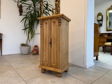 Bäuerliche Anrichte Kommode