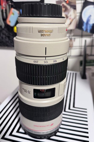 Canon 200mm 2 - ef, is