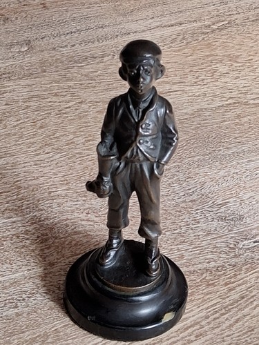 Junge bronze skulptur - bronze, marmor