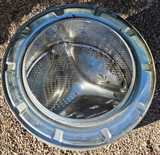 GROSSE FEUERSTELLE HOLZOFEN