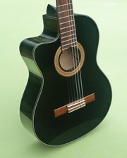 4/4 Konzert-Gitarre La Mancha Perla Negra CWE-Left Linkshänder Fichte massiv Top