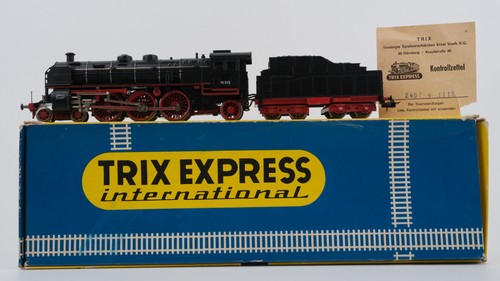 Trix express 2407 - h0, dampflok