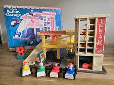 Garage Fisher Price, #930 Vintage Toys, Floor Car Slide