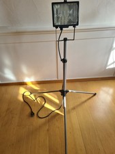 Bau - Montage Strahler Halogen mit Stativ