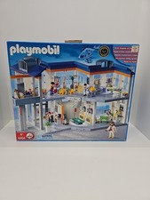 Playmobil pediatric clinic