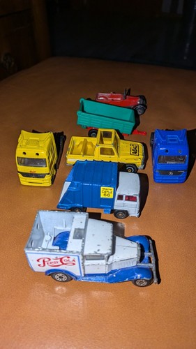Defekte spielzeugautos - defekte,