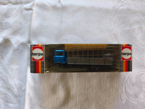 Herpa mercedes benz 813 - benz, lp