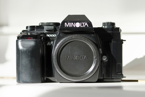 Minolta 9000 silbergehäuse - 9000,