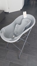 Baby Badewanne mit Gestell und