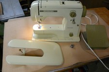 Profi Freiarm Nähmaschine