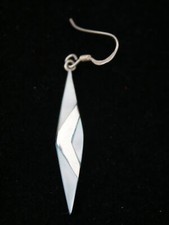 Raute lang gezogen als Ohrhänger mit Perlmut Intasien Ohrring 925er Silber