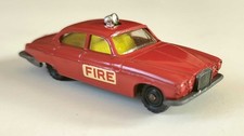Corgi / Husky: Jaguar MK 10