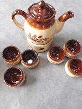 Teeservice aus Keramik