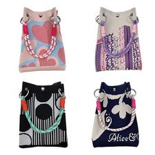 Gestrickte Handtasche