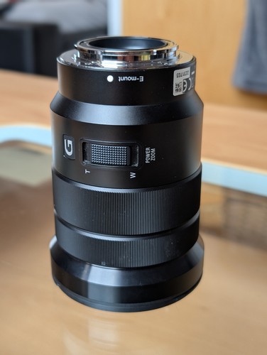 Sony 105mm 0 g oss - pz, 4.0