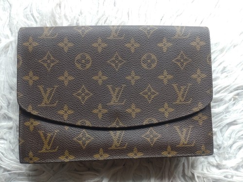 Louis vuitton clutch pochette - clutch,