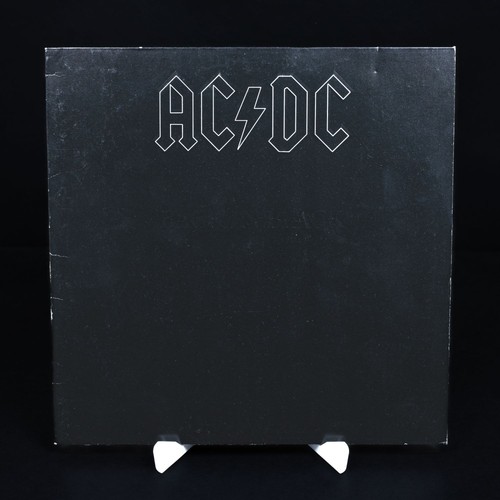 Back black vinyl - in,