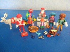 Weihnachtsmann v Figuren