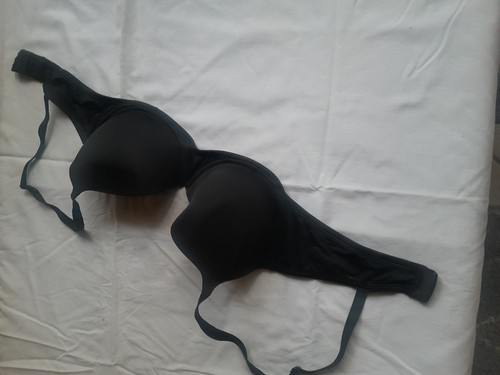 Schwarz gebraucht - bh`s,