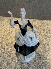 Porzellanfigur aus der