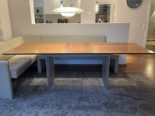 Lackierter Kernnussbaumholz