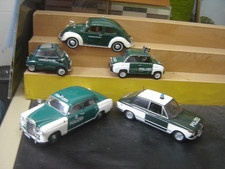 Revell / Maisto 1:18 5-teiliges Set Polizeifahrzeuge o.Kartons "Gebraucht"(219)