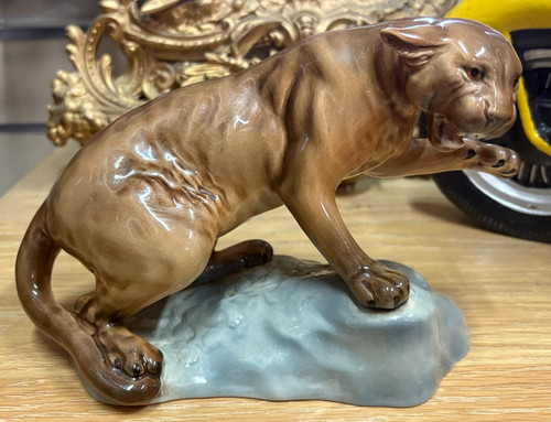 Rare vintage beswick - rare, on