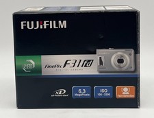 Digitalkamera Fujifilm Finepix F31 fd - mit Zubehörpaket - 6.3 MegaPixel