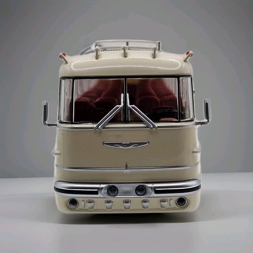 Ikarus bus 1953 weiß - ikarus,