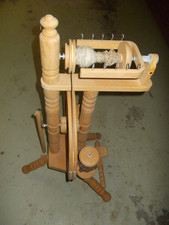 Hochw. massiv Holz Spinnrad Spinnräder Einzelstück Funktionsfähig Handarbeit RAR