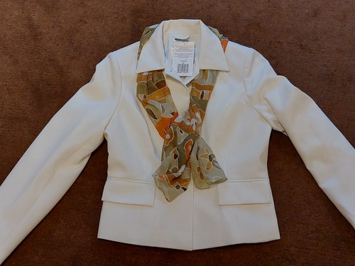 Moderne kurze marken jacke - moderne,