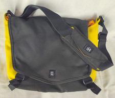 Crumpler Flat Laptop Messenger