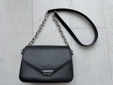 Hugo Boss Damen Umhänge Tasche Bag Leder Schwarz Silber Clutch Chain
