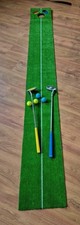 INESIS Golf Putting Matte / Übungsmatte 2 Putter, 4 Bälle, 29 cm x 2,5 Meter